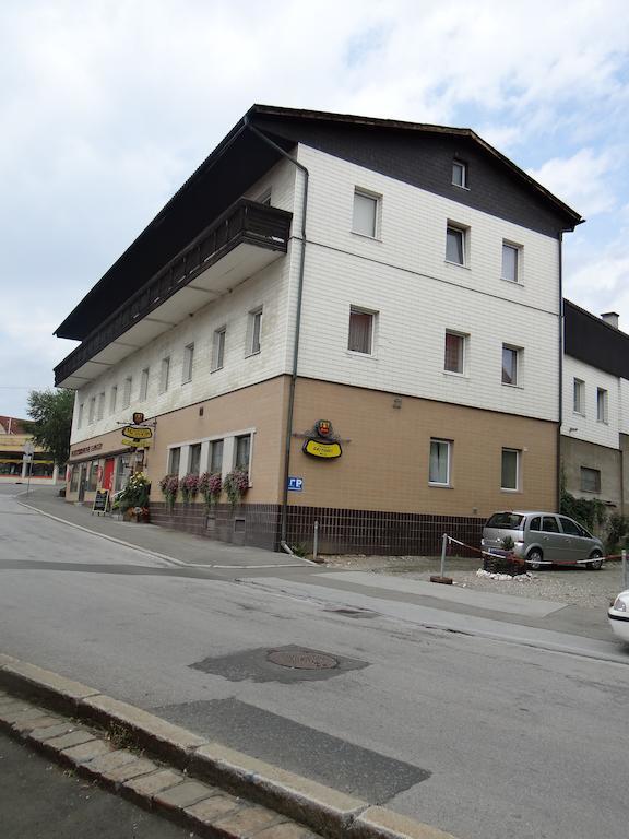 Gasthof Moser Fohnsdorf Buitenkant foto