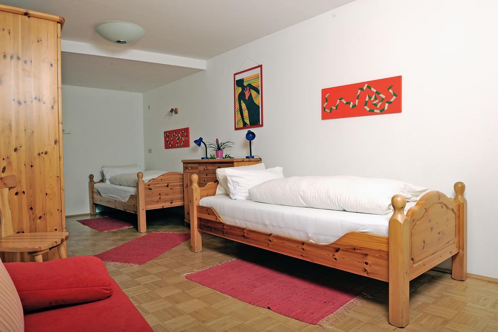 Gasthof Moser Fohnsdorf Buitenkant foto